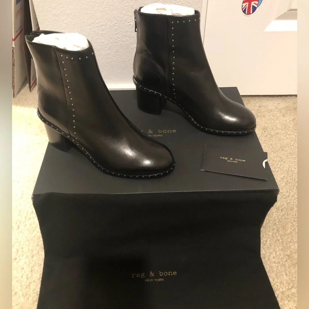 Rag & Bone Willow Stud Black Leather Ankle Boots. New In Box! Sz 5 - Picture 7 of 10